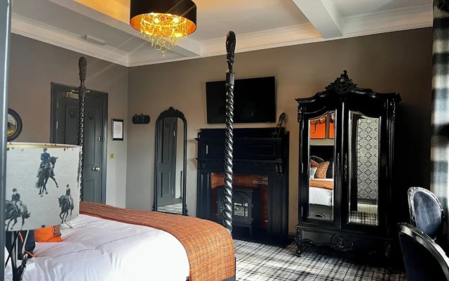 Abbotsford Hotel