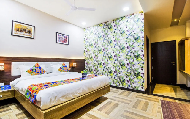 FabHotel The Royal CM Plaza