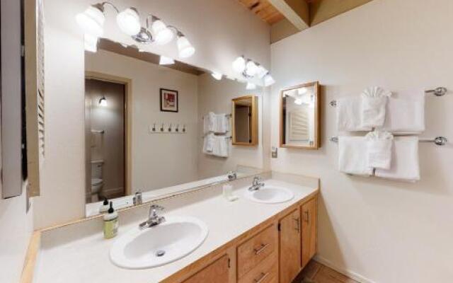 Creekside at Kingswood