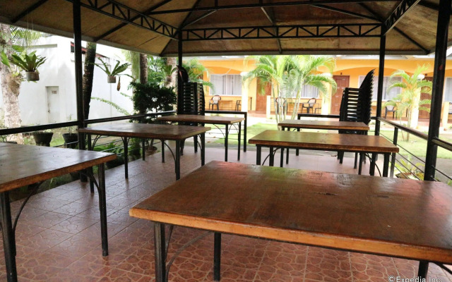 Villa Manuel Tourist Inn