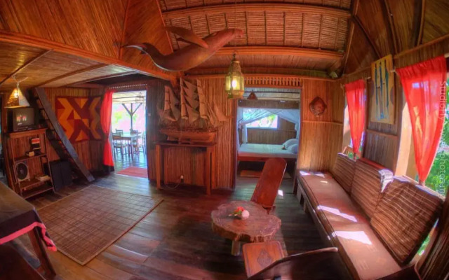 Analatsara Eco Lodge