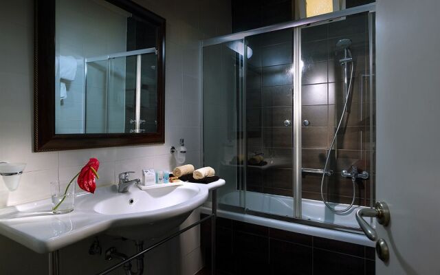 Latini Family Hotel