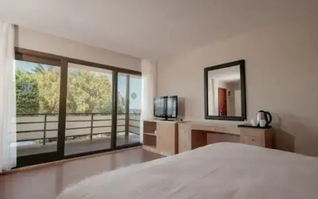 Maja Luxury Cesme Adult Only 16+