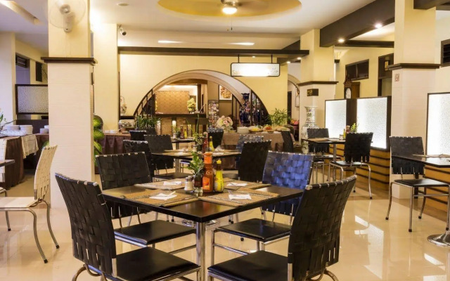 Sakulchai Place Hotel