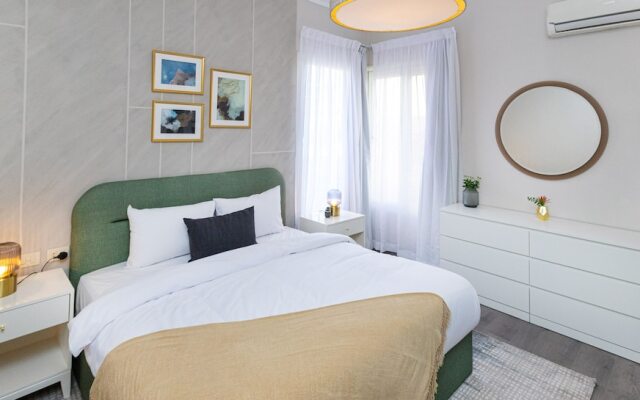 Prime Select The Crown