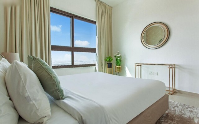 1 BR w Golf Course View Dubai South