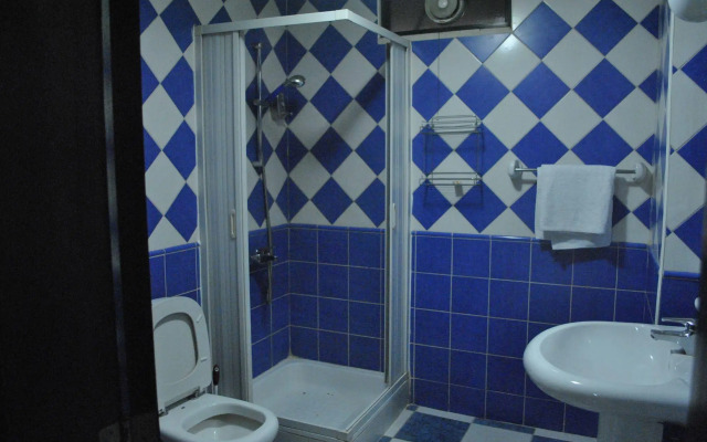 Al-Ballouti Hotel Suites
