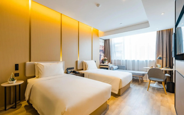 Atour S Hotel Shanghai Oriental Pearl Tower