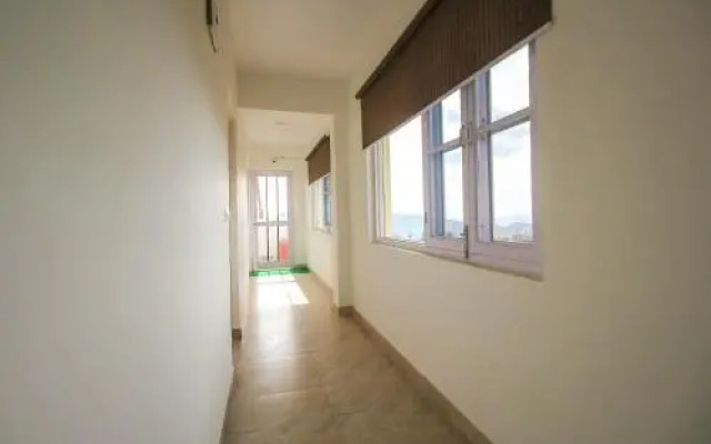 Gliders Holiday Inn by OYO Rooms