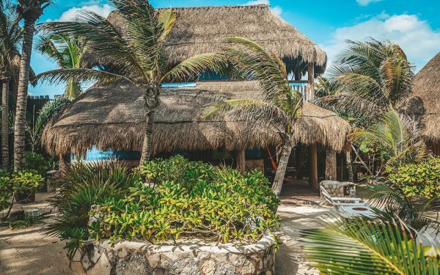 Hotel Calaluna Tulum - Adults Oriented