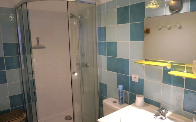 Holiday Home With Large Garden and Pool