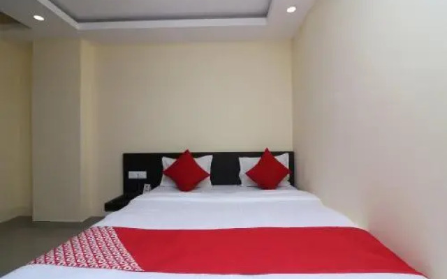 OYO 13615 Holiday Resort Digha