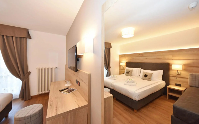 X Alp Hotel