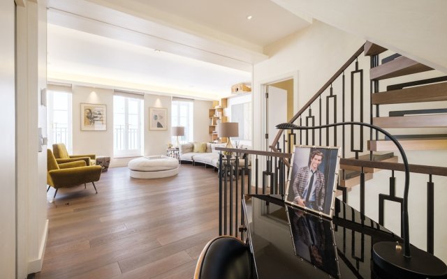 Luxury Home with 3 Bed 2 Bath in London