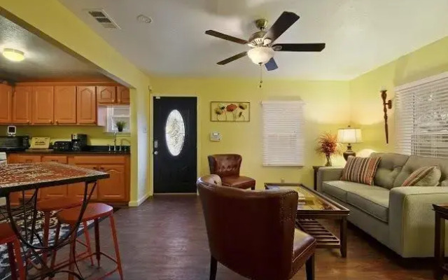 Cheerful Character House By Turnkey Vacation Rentals