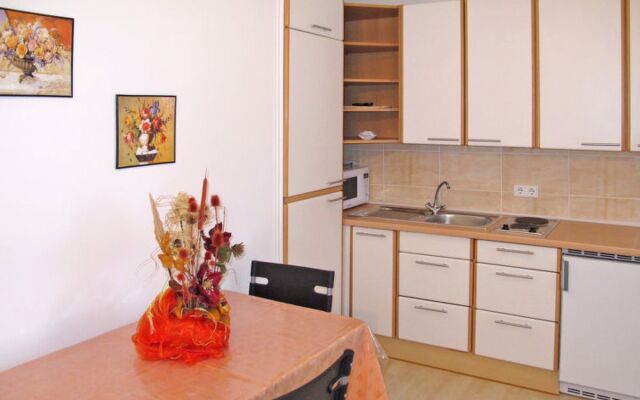 Five-Bedroom Holiday Home in Rovanjska