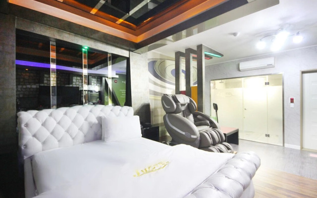 Gimcheon J Self Check-in Motel