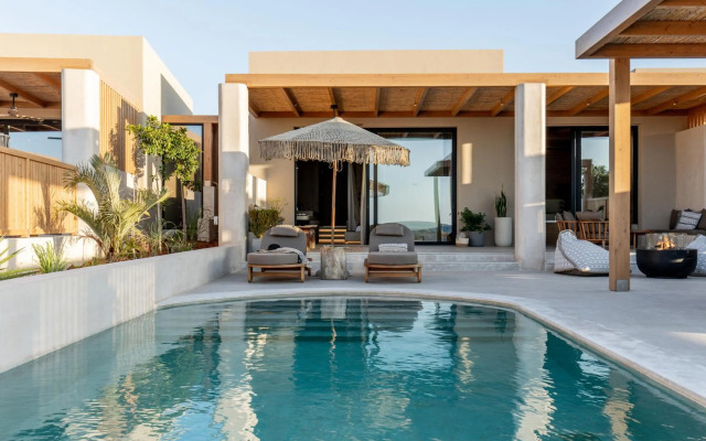 Unique Blue! Resort and Villas Adults Only