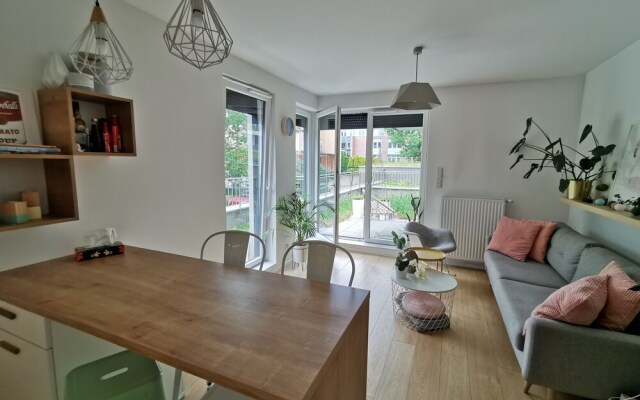 Ws Lovely Garden&Parking Apartment