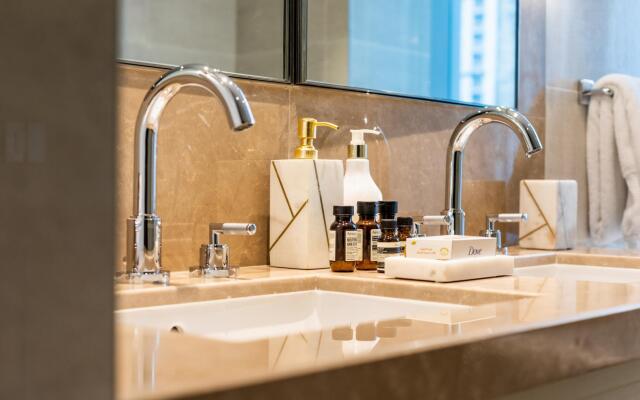 DXB - Opera Grand - 401 - DT