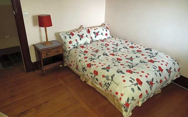 Holmhurst Guest House