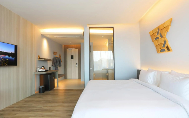 The Signature Hotel Airport (SHA Extra Plus)