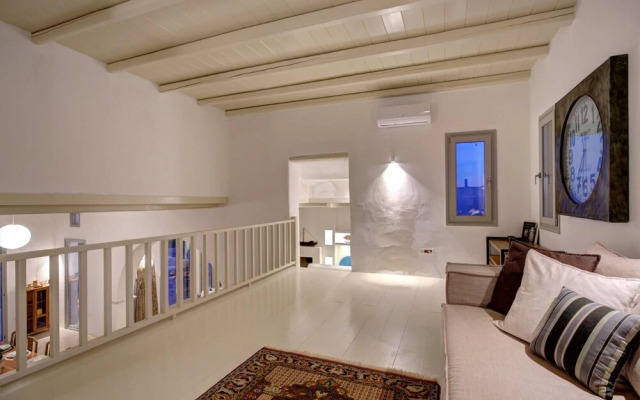 Villa Thita Estate Complex