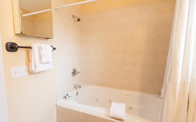 Historic Sevilla House Bed And Breakfast