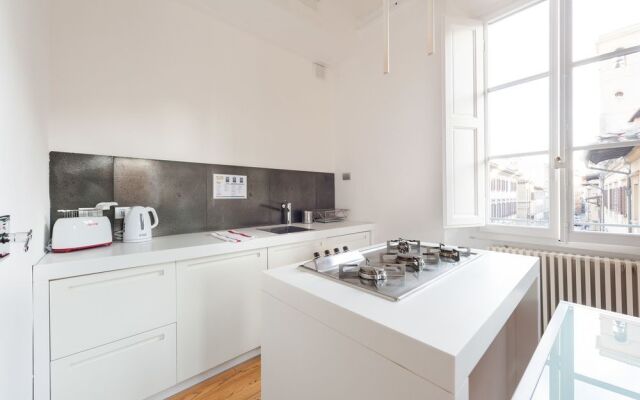 Short-let Florence Apartment Parione