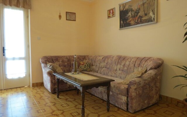 Apartment Mariza