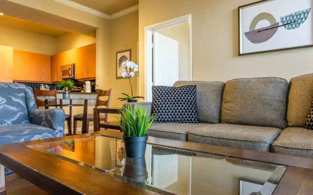 FRONTDESK Oakwood Residence Apts Uptown Dallas