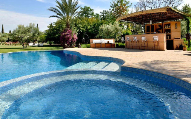 Villa Dinari