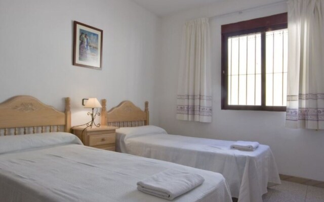 Villa - 3 Bedrooms with WiFi - 106444