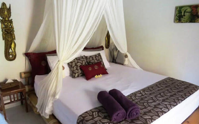 Taman Lituhayu Cottages