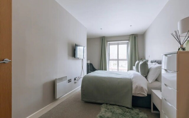 Contemporary 1BD Flat - Bristol City Centre!