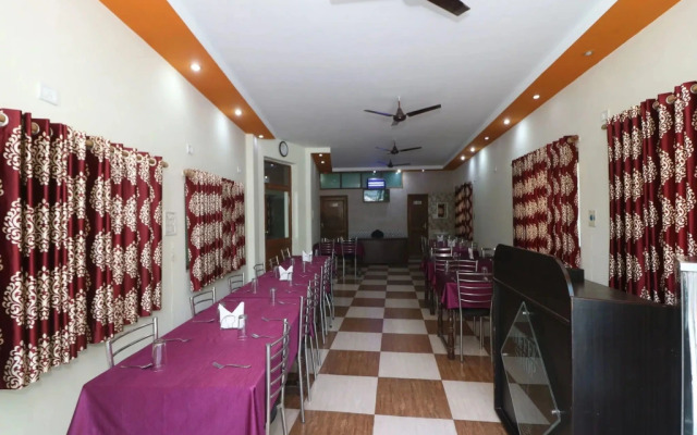 Hotel Dev Palace