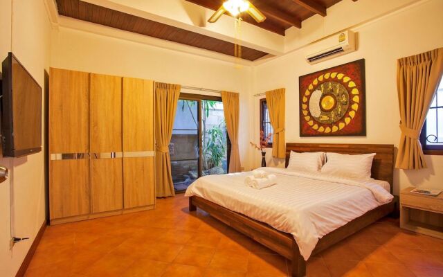Unique Thai Style 4BR Pool Villa Nikkie