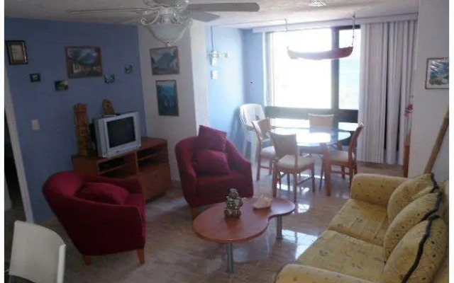 CaribbeanFront Cancun Puerto Juarez