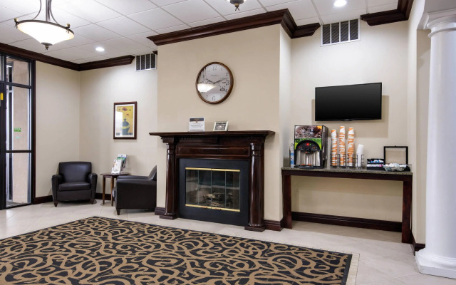 Quality Inn Oneonta Cooperstown Area