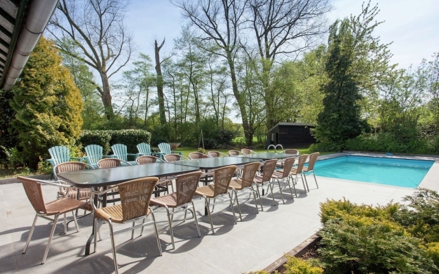 Magnificent Farmhouse in Sint Joost