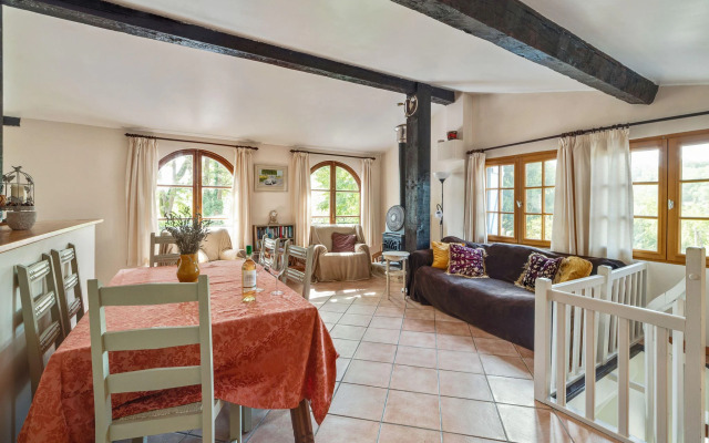 Pleasant Holiday Home in Touffailles With Sauna