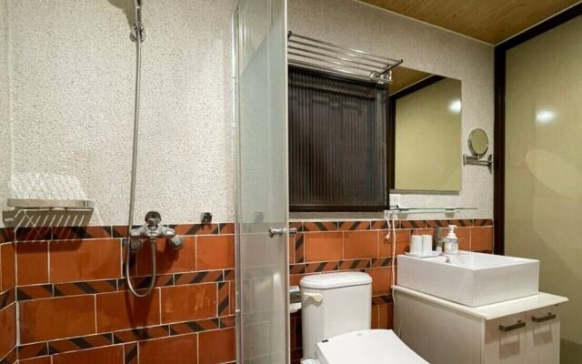 Guning Xiexinyuan Historical Inn