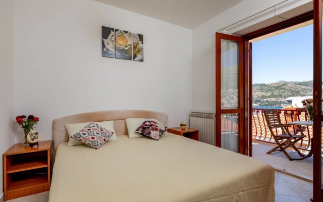 Remarkable 2-bedroom Apartment in Dubrovnik