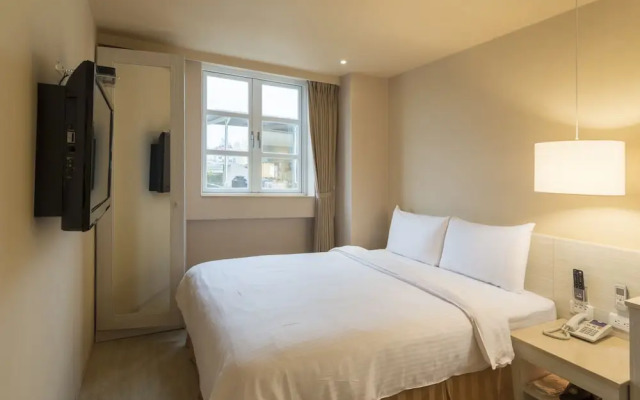 Kindness Hotel Houyi Jiuru