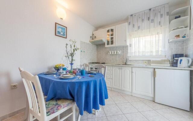 Apartments Kostović 1943