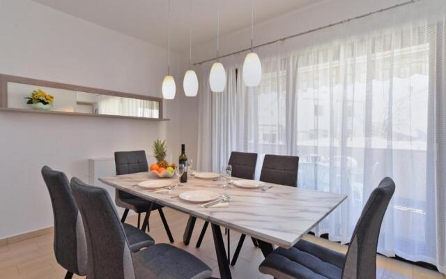 House Pula 2080