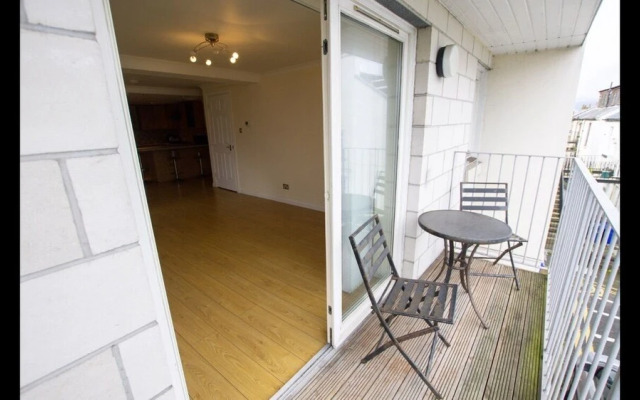 Beautiful 3-bed Apartment in Gourock