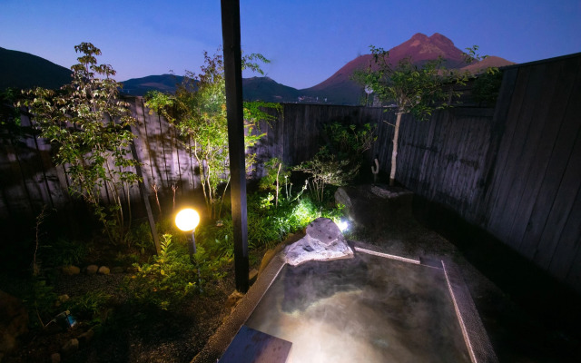 Yufuin Bath Satoyamasafu