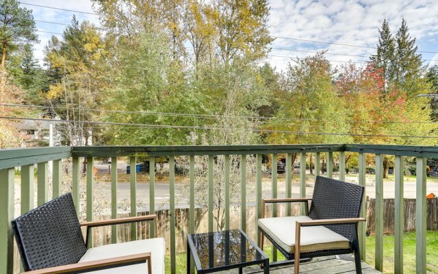 Beautiful Kenmore Retreat Near Marina & Beach!