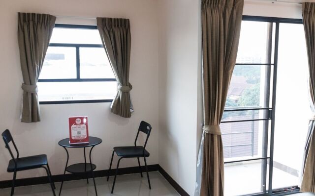 Nida Rooms Don Kaew 700 Years Stadium